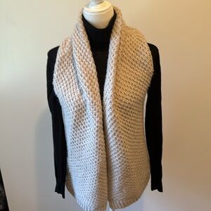Alpaca wool blend knitted vest with stylish collar like new by J Jill